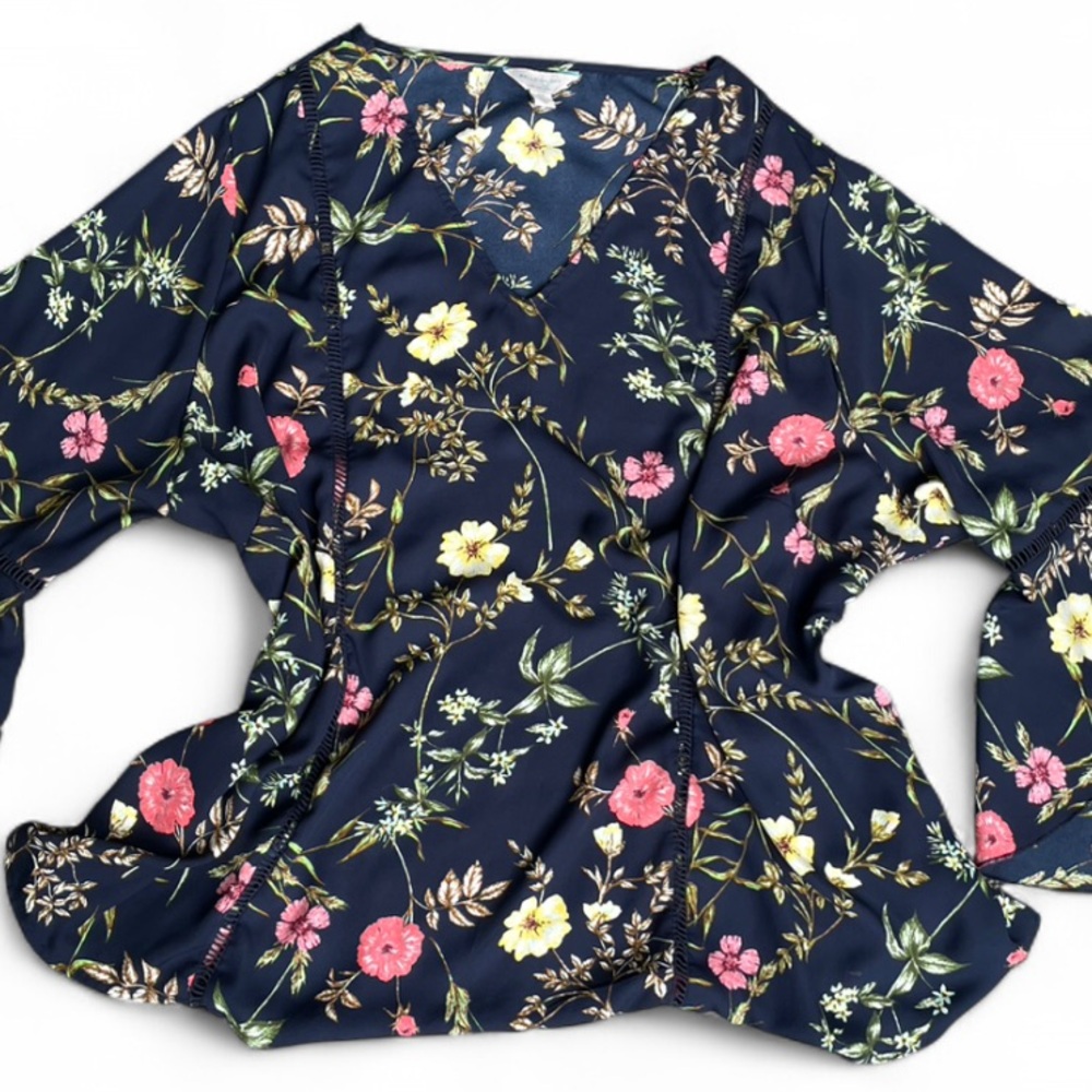 Belle sky- navy floral blouse